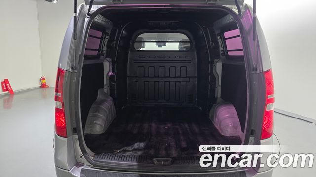 Hyundai Starex 2018 — photo 20