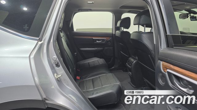Honda CR-V 2017 — photo 19