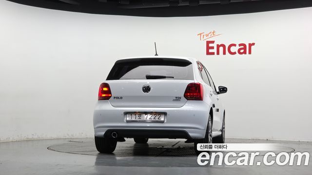 Volkswagen Polo 2015 — photo 4