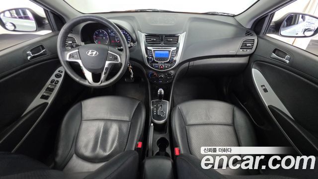 Hyundai Accent 2013 — photo 7