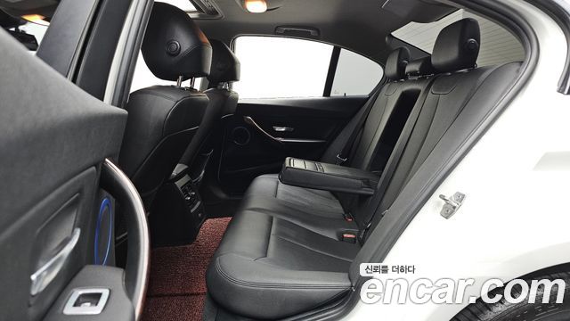 BMW 3-Series 2015 — photo 12