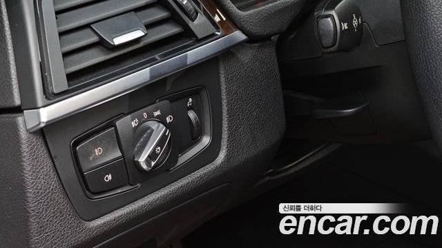 BMW 3-Series 2015 — photo 14