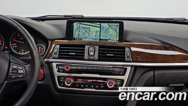 BMW 3-Series 2015 — photo 15