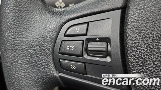 BMW 3-Series 2015 — photo 18
