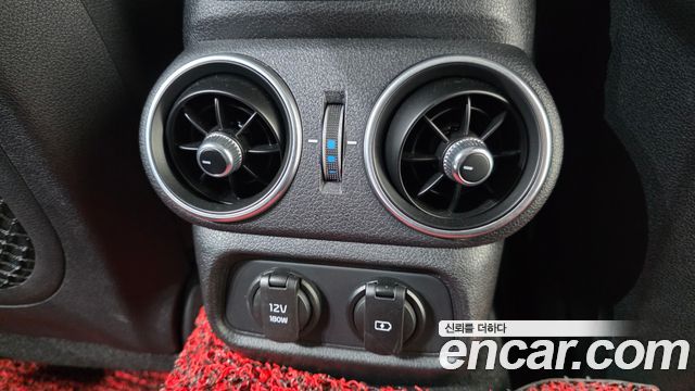 Kia Stinger 2021 — photo 27