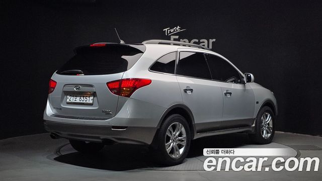Hyundai Veracruz 2011 — photo 2