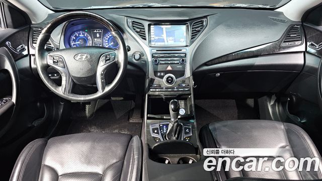 Hyundai Grandeur 2017 — photo 10