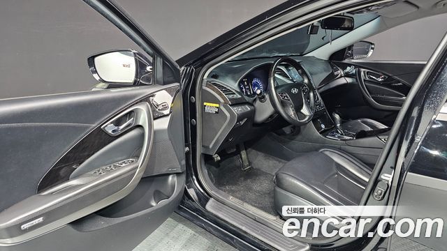 Hyundai Grandeur 2017 — photo 13