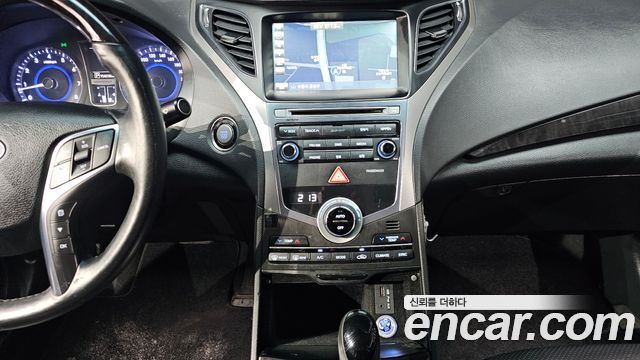 Hyundai Grandeur 2017 — photo 31