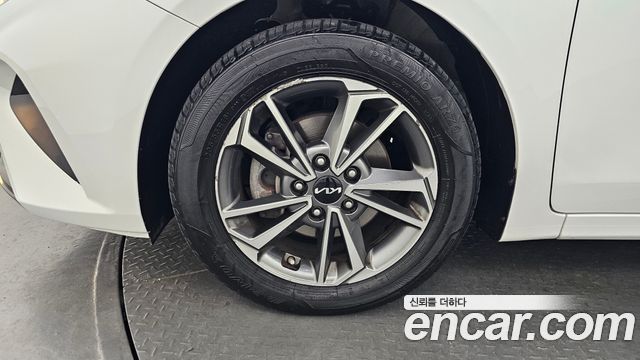 Kia K3 2022 — photo 5