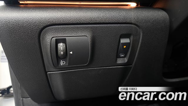 Renault Korea SM6 2017 — photo 18