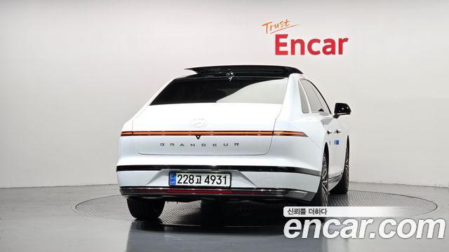Hyundai Grandeur 2025 — photo 4