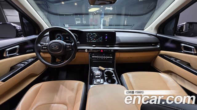 Kia Canival 2021 — photo 10