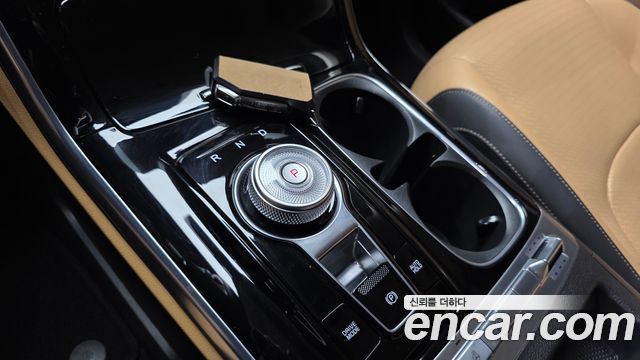 Kia Canival 2021 — photo 12