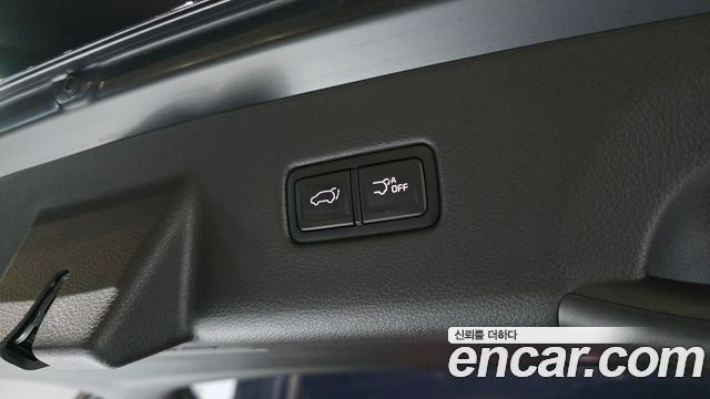 Kia Canival 2021 — photo 35