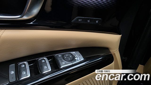 Kia Canival 2021 — photo 37