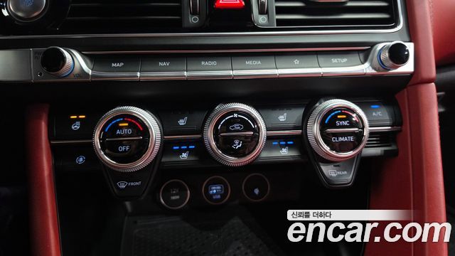 Genesis G70 2022 — photo 18