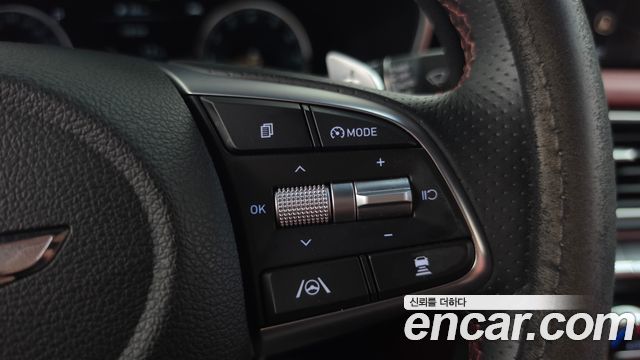 Genesis G70 2022 — photo 24