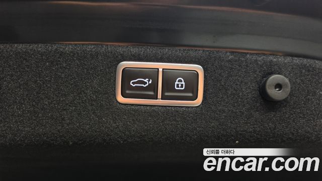 Genesis G70 2022 — photo 25