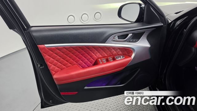 Genesis G70 2022 — photo 14