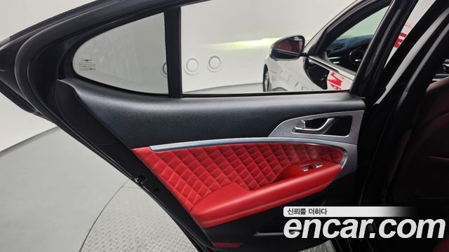Genesis G70 2022 — photo 15