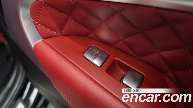 Genesis G70 2022 — photo 36