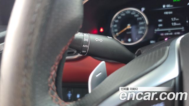 Genesis G70 2022 — photo 37