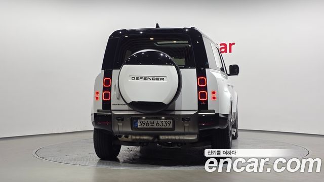 Land Rover Defender 2025 — photo 4