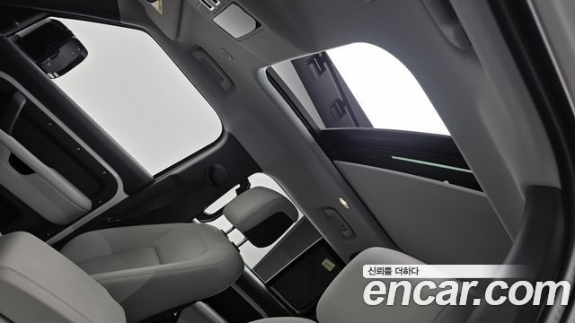 Land Rover Defender 2025 — photo 19