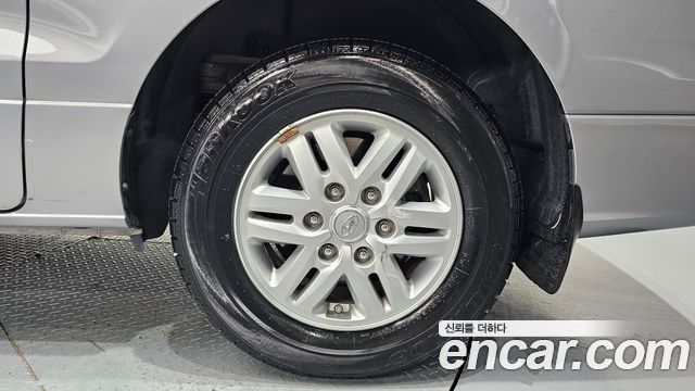 Hyundai Starex 2017 — photo 5
