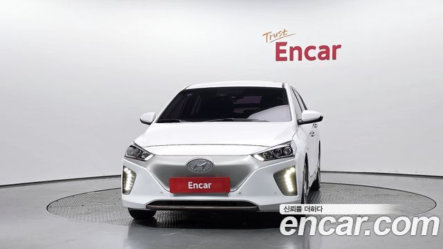 Hyundai Ioniq 2017 — photo 3