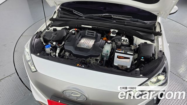 Hyundai Ioniq 2017 — photo 6