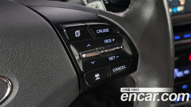 Hyundai Ioniq 2017 — photo 15