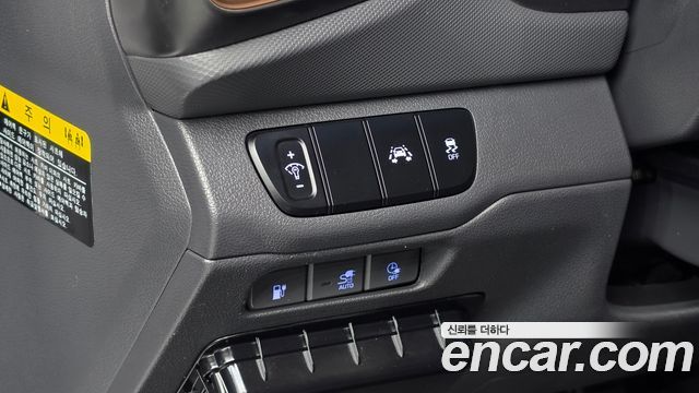 Hyundai Ioniq 2017 — photo 18