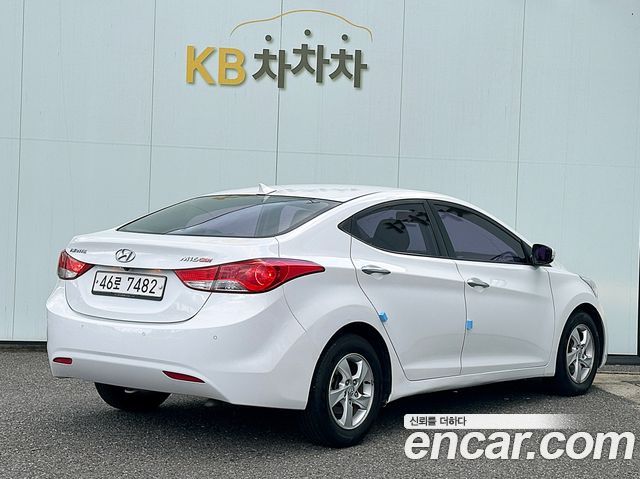 Hyundai AVANTE 2012 — photo 2