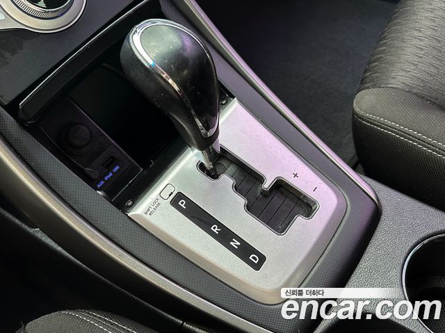 Hyundai AVANTE 2012 — photo 9