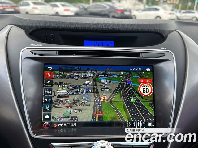 Hyundai AVANTE 2012 — photo 11
