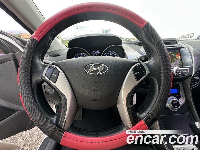 Hyundai AVANTE 2012 — photo 14