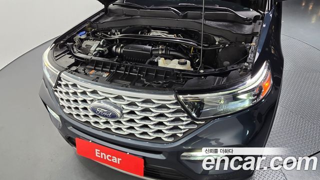 Ford Explorer 2022 — photo 6
