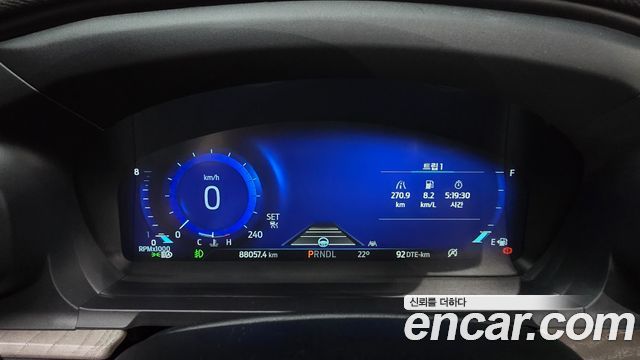 Ford Explorer 2022 — photo 11