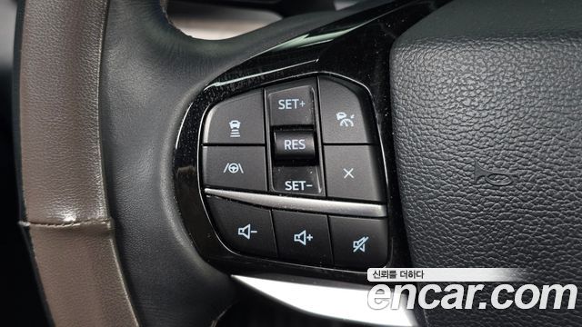 Ford Explorer 2022 — photo 20