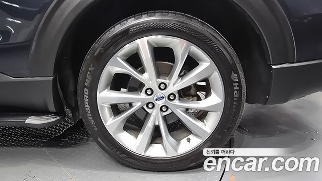 Ford Explorer 2022 — photo 7