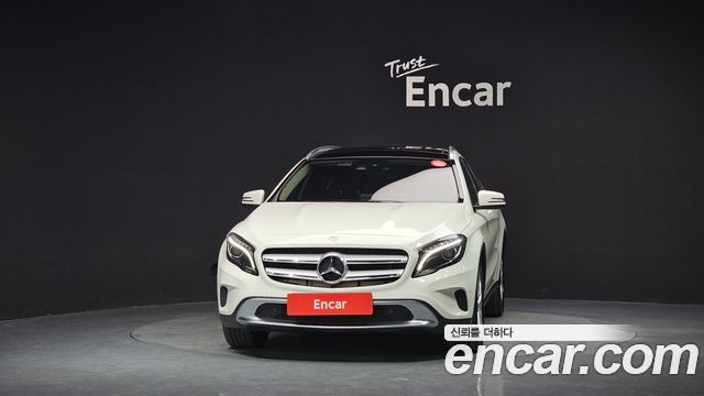 Mercedes-Benz GLA-Class 2017 — photo 3