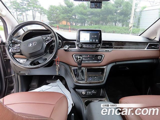 Hyundai Starex 2020 — photo 8