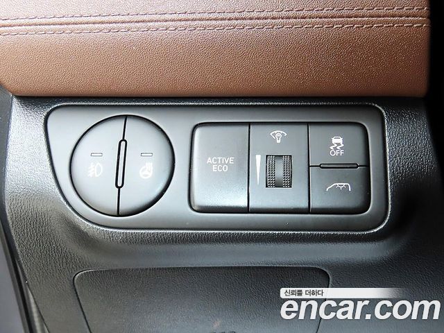 Hyundai Starex 2020 — photo 13