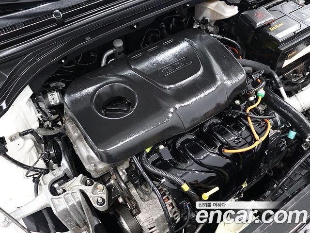 Hyundai AVANTE 2018 — photo 19