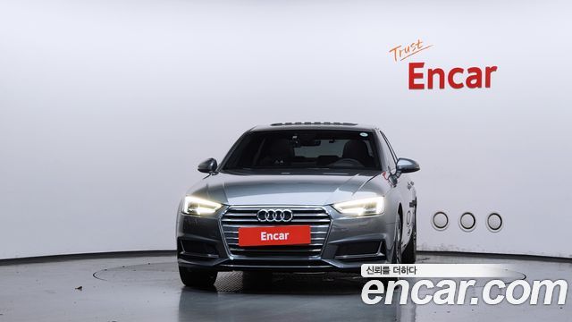 Audi A4 2019 — photo 3