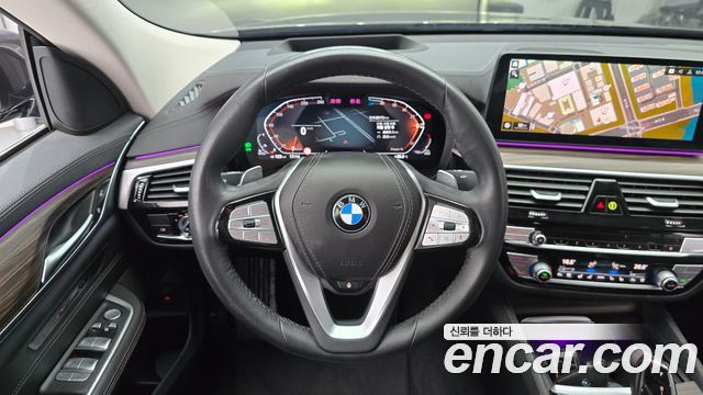 BMW Gran Turismo 2023 — photo 19