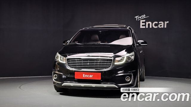 Kia Canival 2017 — photo 3
