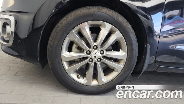 Kia Canival 2017 — photo 5